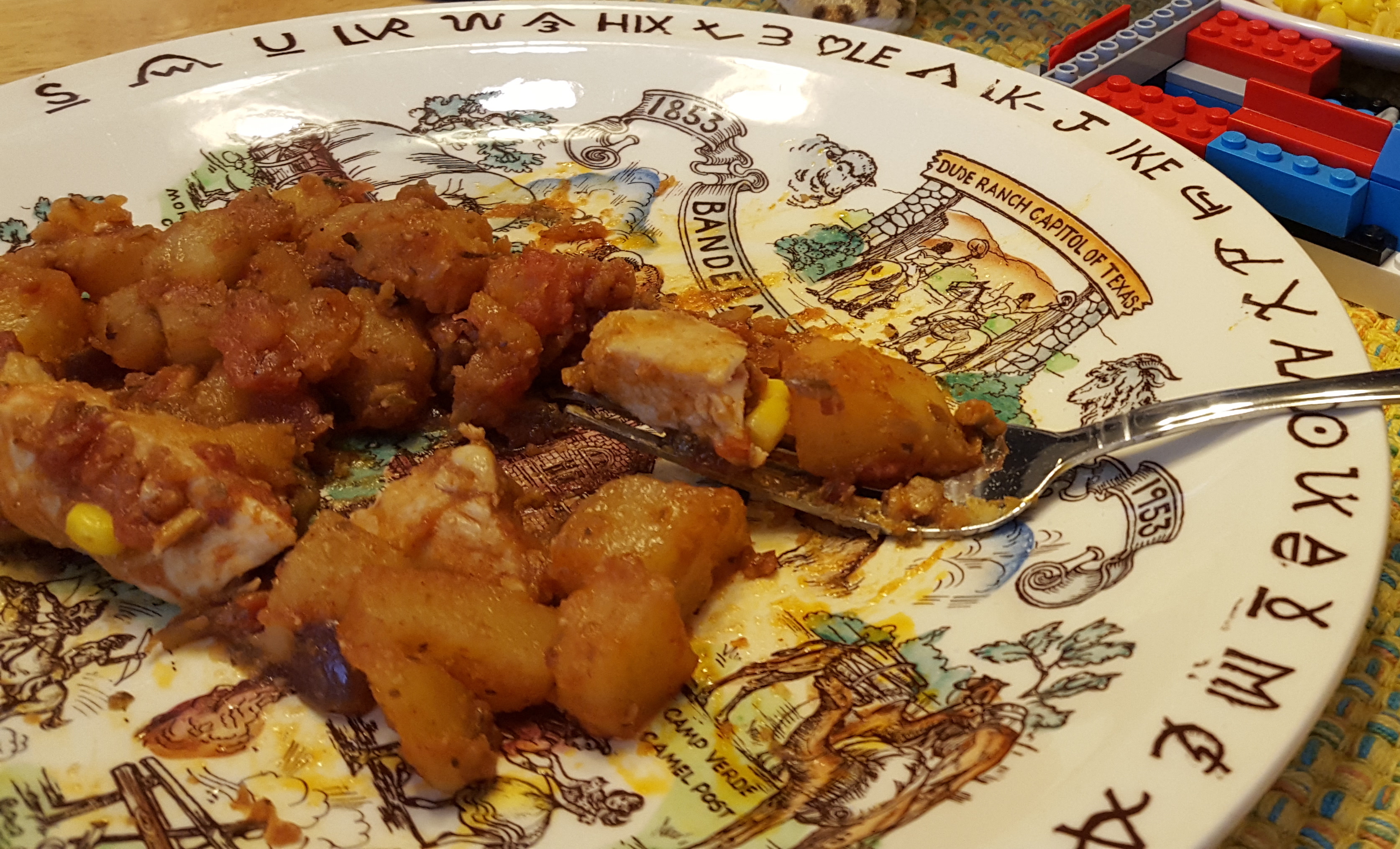 dinner-plates-with-food